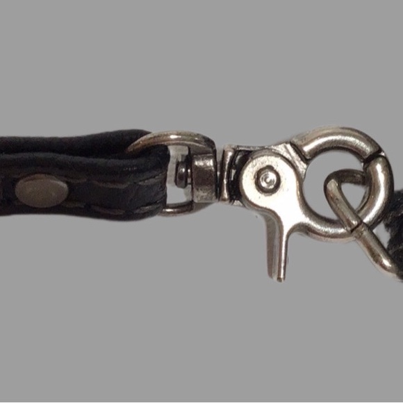 sakroots Onyx Wanderlust Smartphone Crossbody Wallet, Multi-Color - Picture 8 of 13